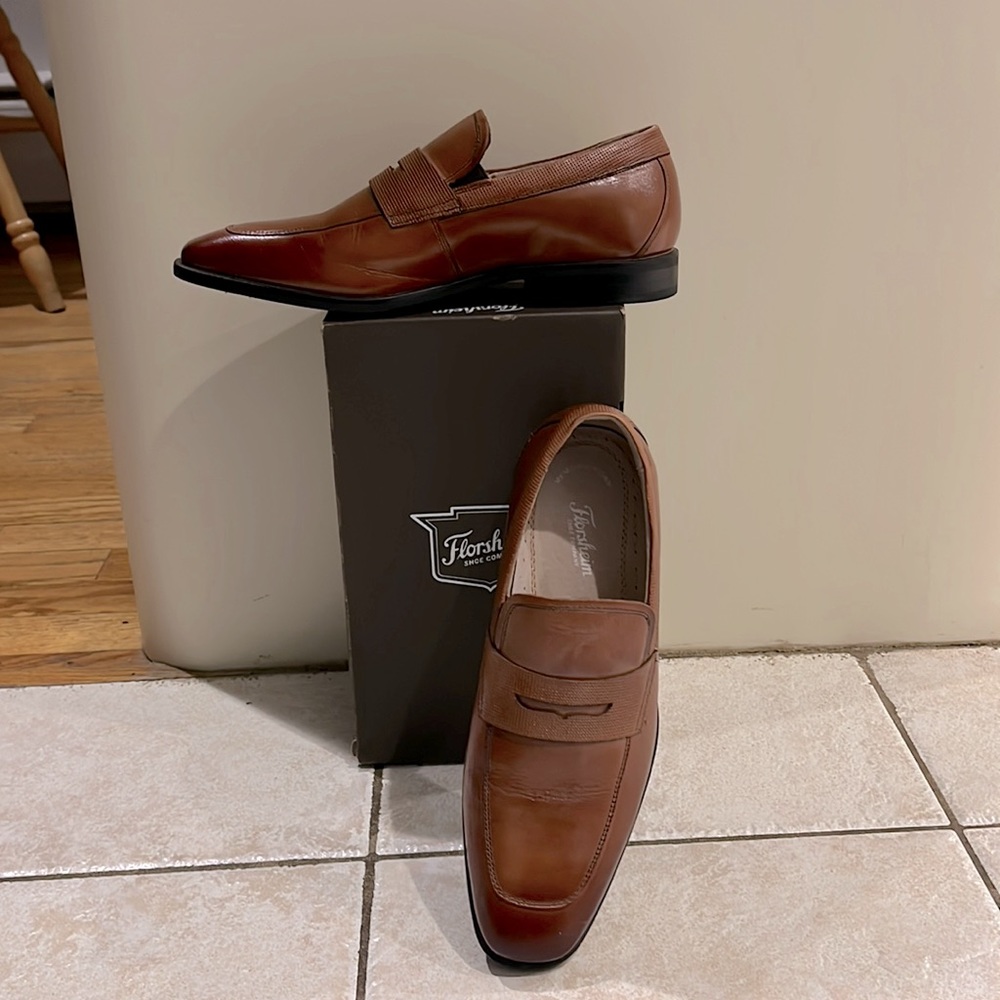 Barley worn  - Florsheim cognac leather slip on - boys size 7M